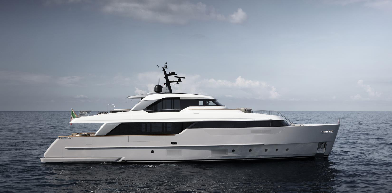 Chartering Sanlorenzo SD96 FLORI, in Greece