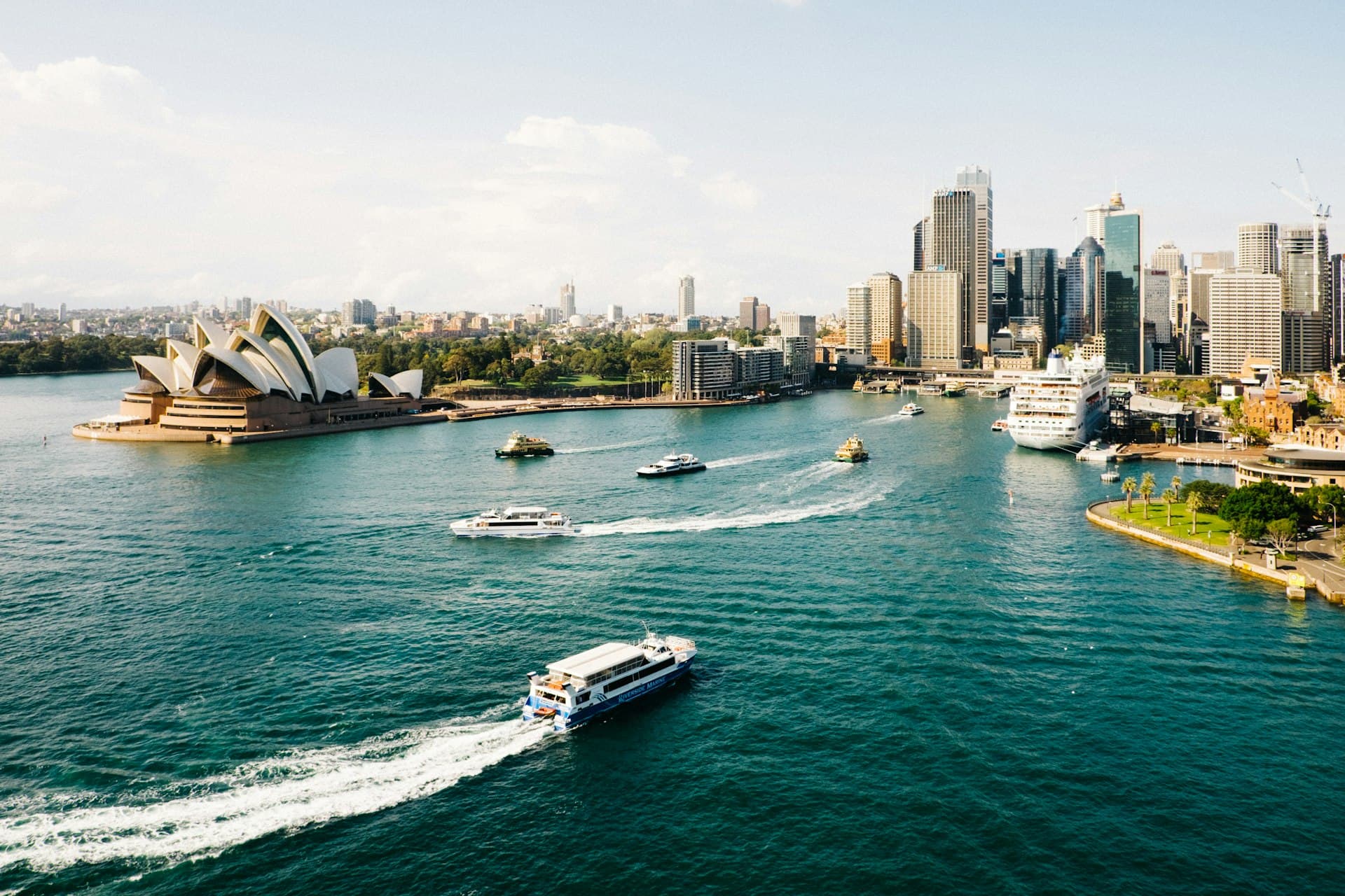 Yacht charter destination Australasia